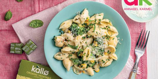 Cheesy Broccoli Shell Pasta